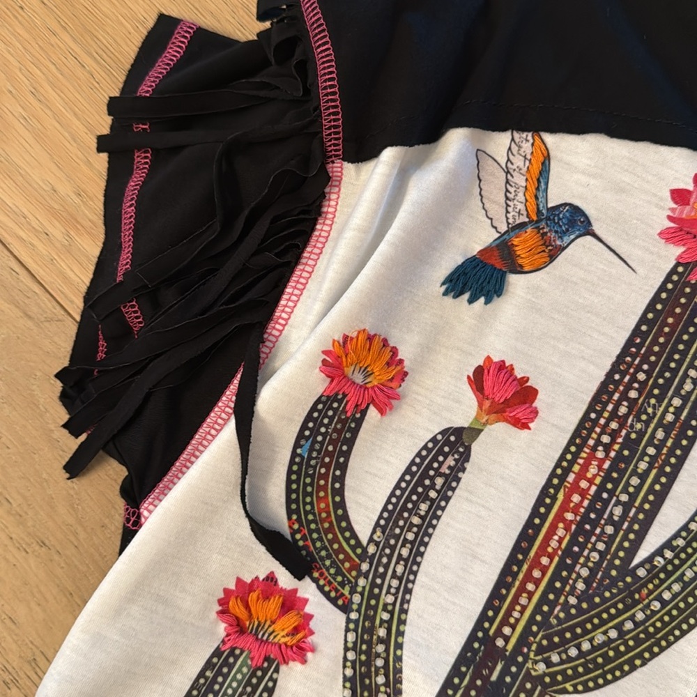 Tunic - Picture 3 of 4